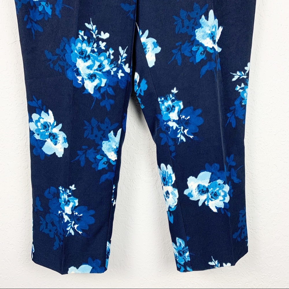 Susan Graver Petite Stretch Zip-Front Ankle Pants - Picture 5 of 7